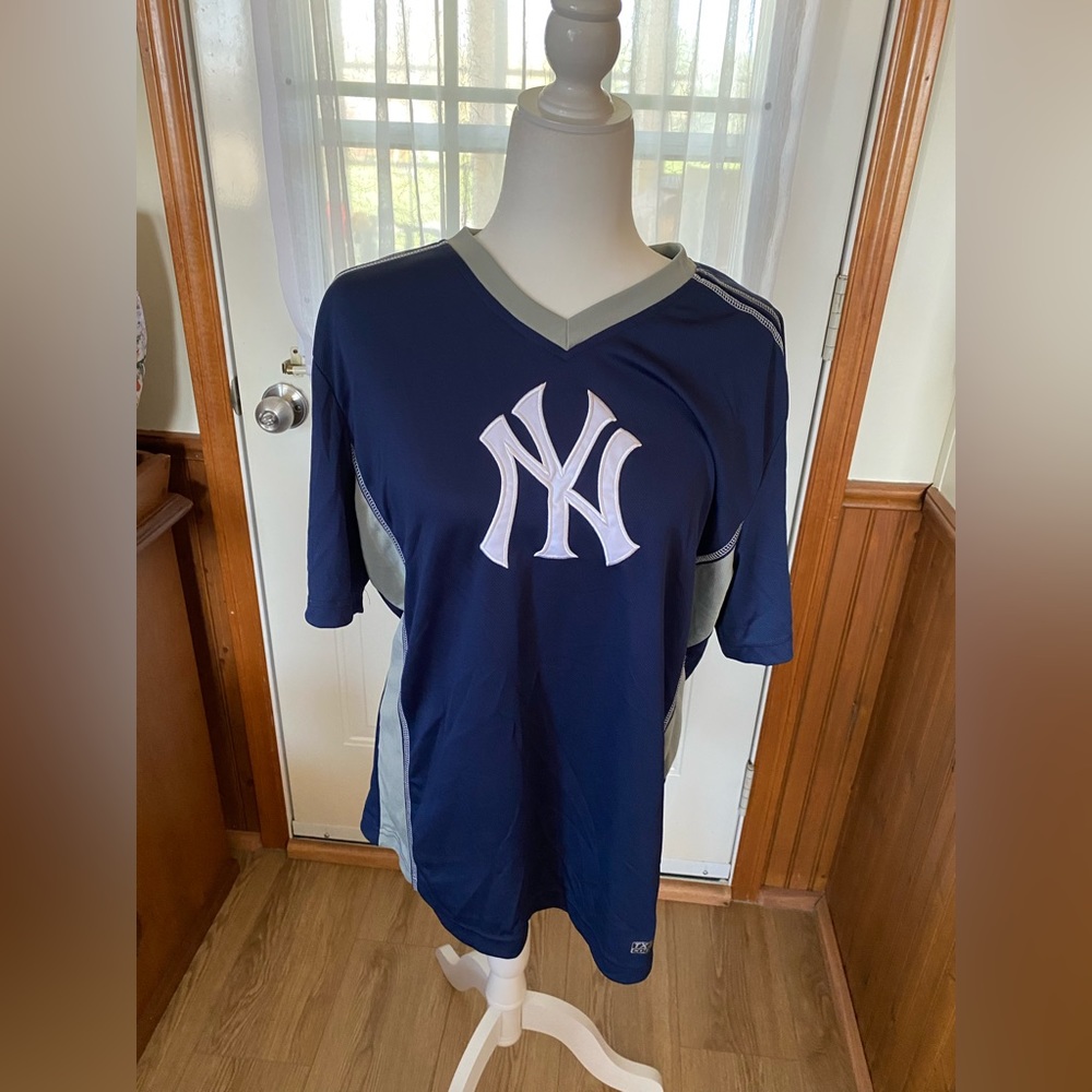 MLB NewYork Yankees Shirt